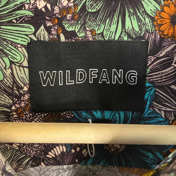 NWOT Wildfang Floral Button Down Shirt - Multicolor - Picture 3 of 5